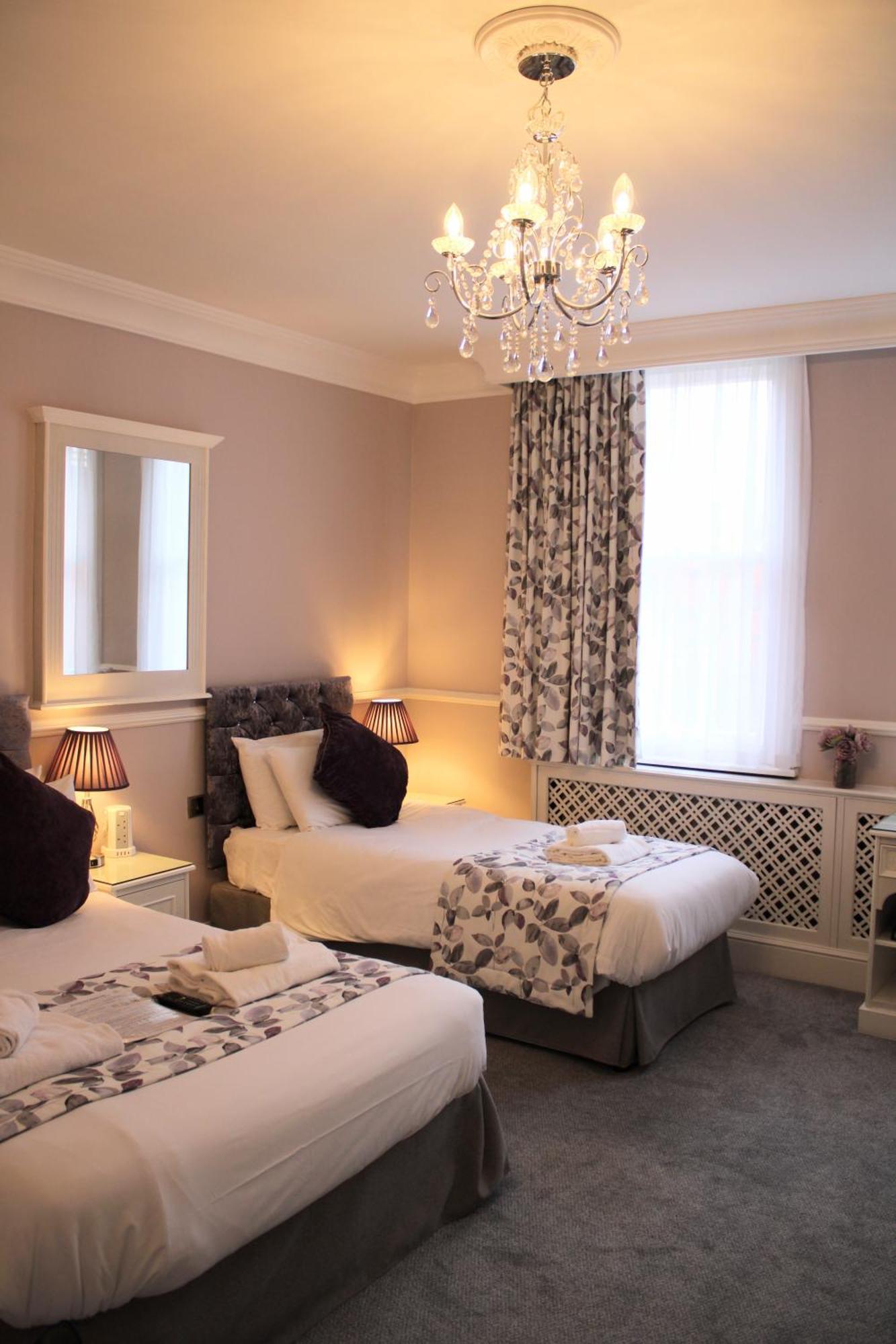 Bed & Breakfast St Margaret's 4*